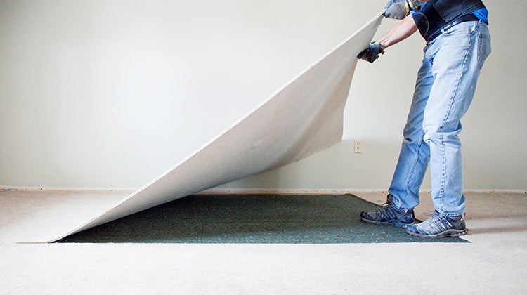 Removing old carpet easily