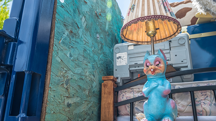 1-800-GOT-JUNK? will help dispose your lamp 1-800-GOT-JUNK? will help dispose your lamp