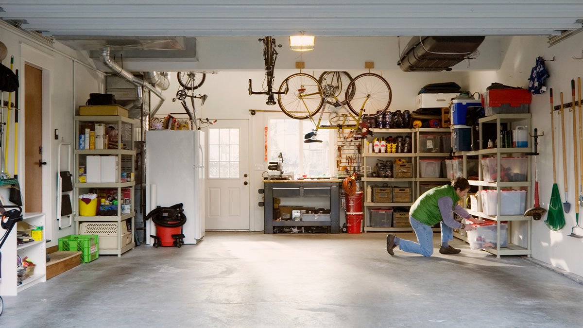 Clean and organized garage after following tips from 1-800-GOT-JUNK?