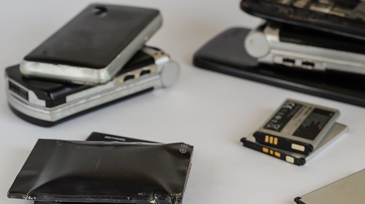How to Properly Dispose of Lithium-ion Batteries How to Properly Dispose of Lithium-ion Batteries