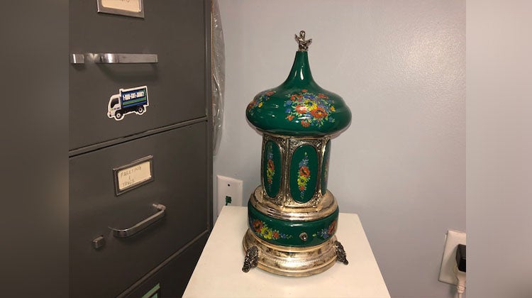 Antique green lipstick carousel Antique green lipstick carousel
